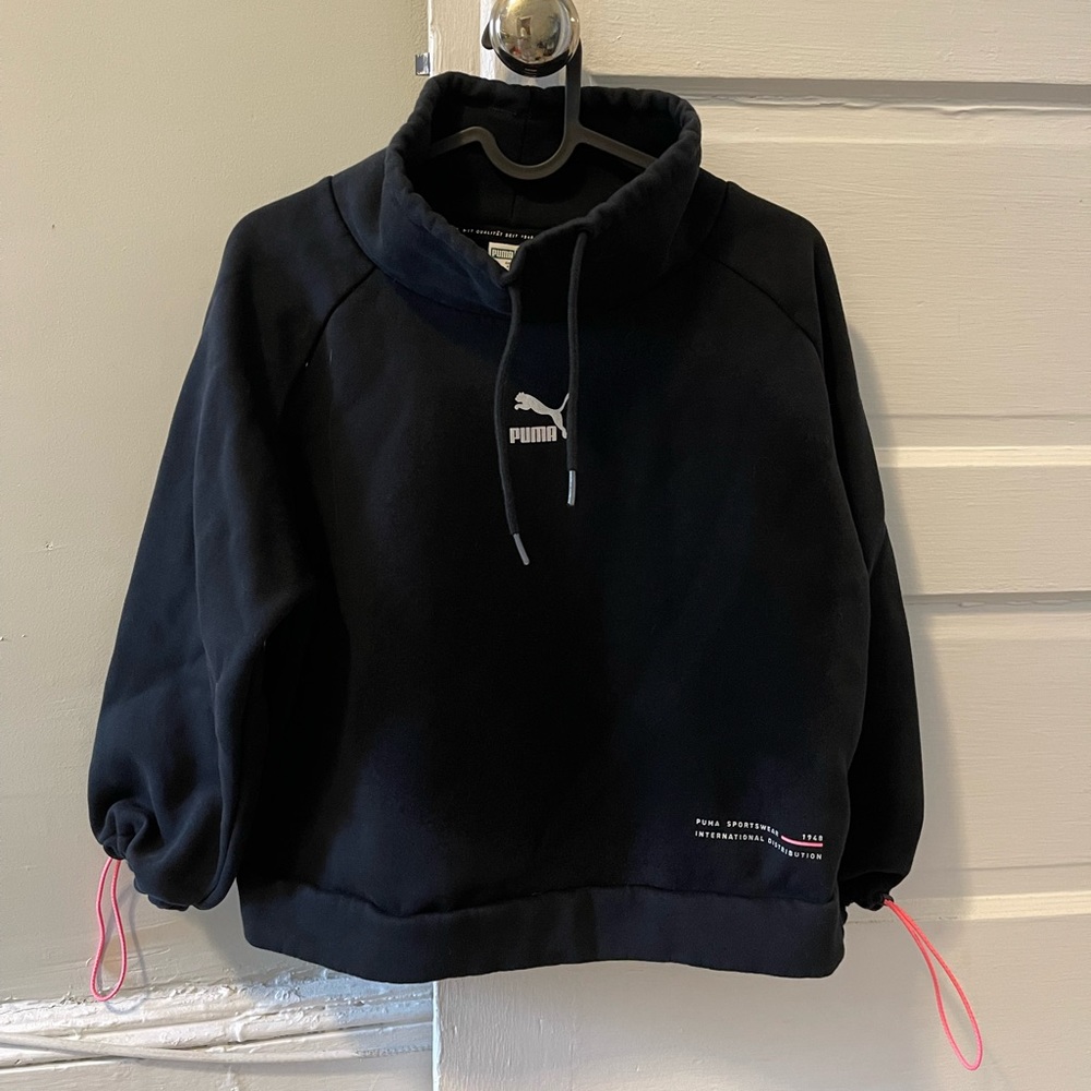 puma funnel neck sweatshirt, small